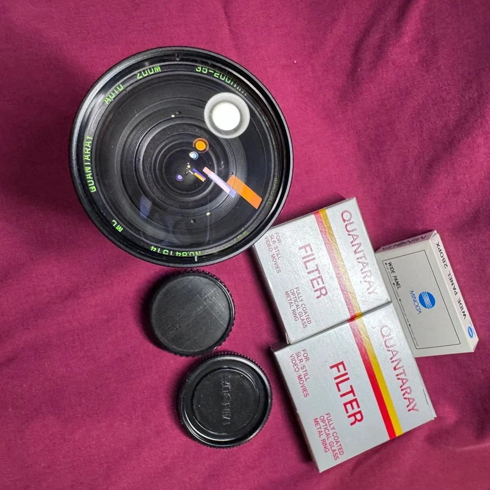 Quantaray 35-200mm Automatic Zoom Lens w/Original Box & Lens case & Filters